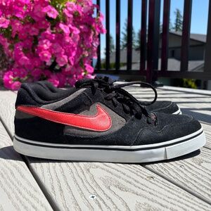 Nike SB Zoom Paul Rodriguez 2.5 Skateboard Suede Sneaker Black Red Men's Size 12